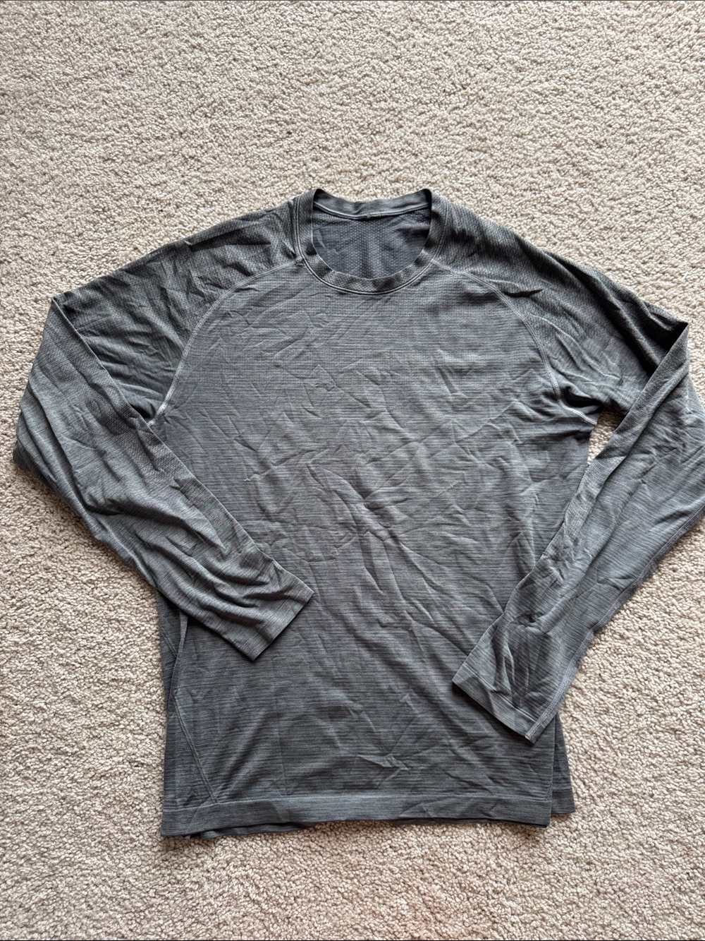 Men's lululemon  Long Sleeve